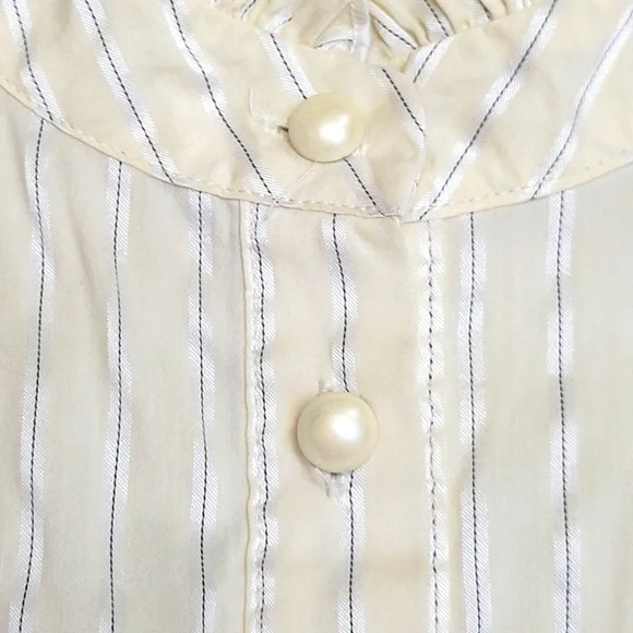 ITALIAN FABRIC Adorable Stripe Peplum Blouse with Pearl Buttons Size M - Picture 5 of 11